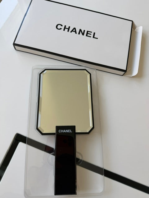 Black luxury handheld mirror